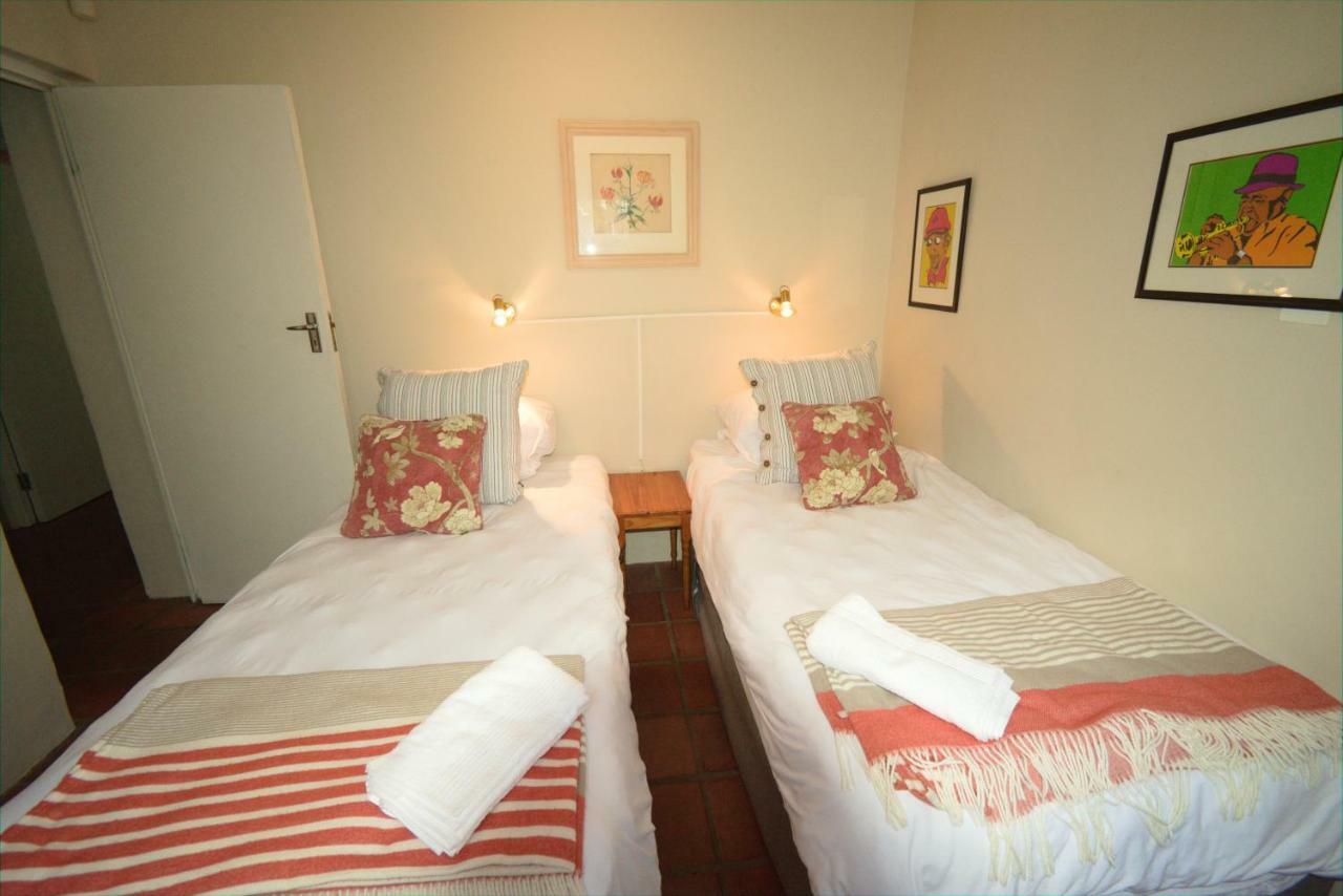 Kairos Lodge Hout Bay Bagian luar foto